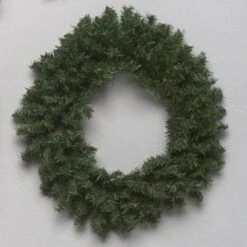 Vickerman Artificial Unlit Christmas Wreath (003060)