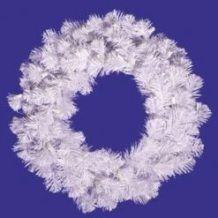 Vickerman Artificial Unlit Christmas Wreath (06717)