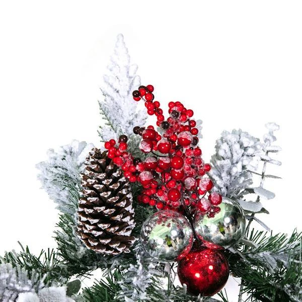 Vickerman Unlit Artificial Christmas Wreath (675670) - Image 5