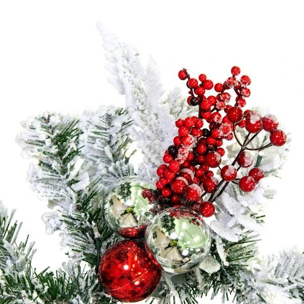 Vickerman Pre-Lit Artificial Christmas Garland (675700) - Image 4